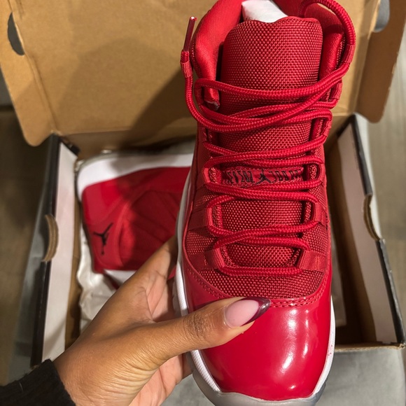 Red black and white Air Jordan 11 retro 6 1/2 youth. Only worn once. - Picture 3 of 4